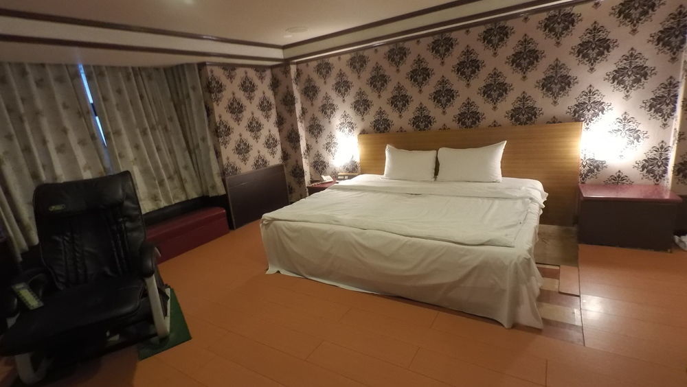 Shanghai Hotel Zhongli Exterior photo